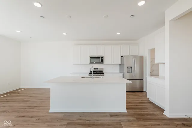 $389,900 | 3896 Sterling Drive, Whitestown, IN 46075