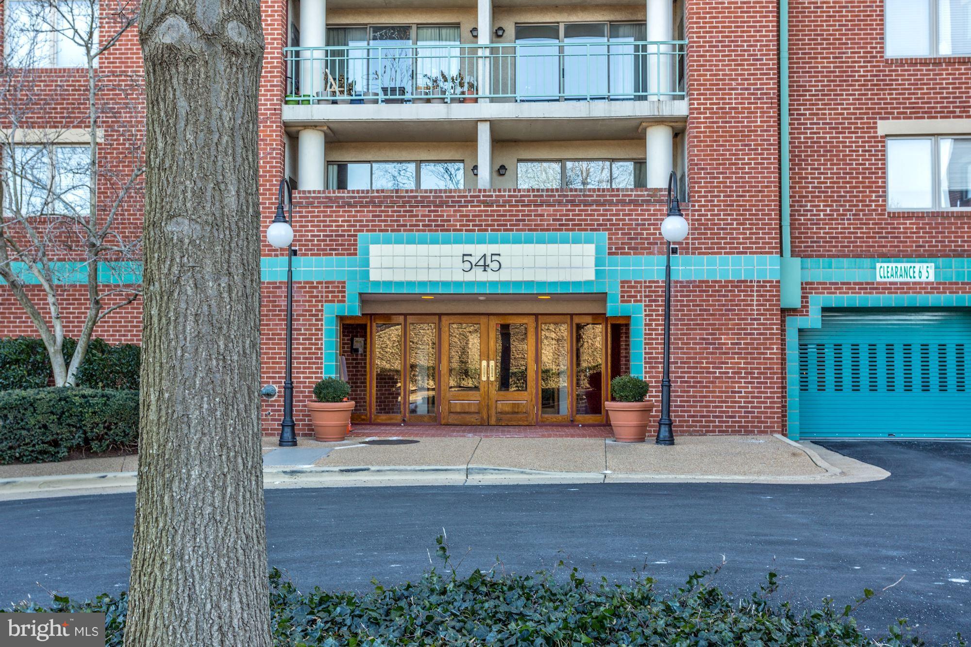 545 East Braddock Road, Unit 702 Alexandria, VA 22314 - Photo 26 of 27 Entry