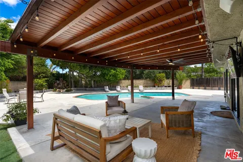 $1,399,999 | 2231 Willowpark Court, Thousand Oaks, CA 91362