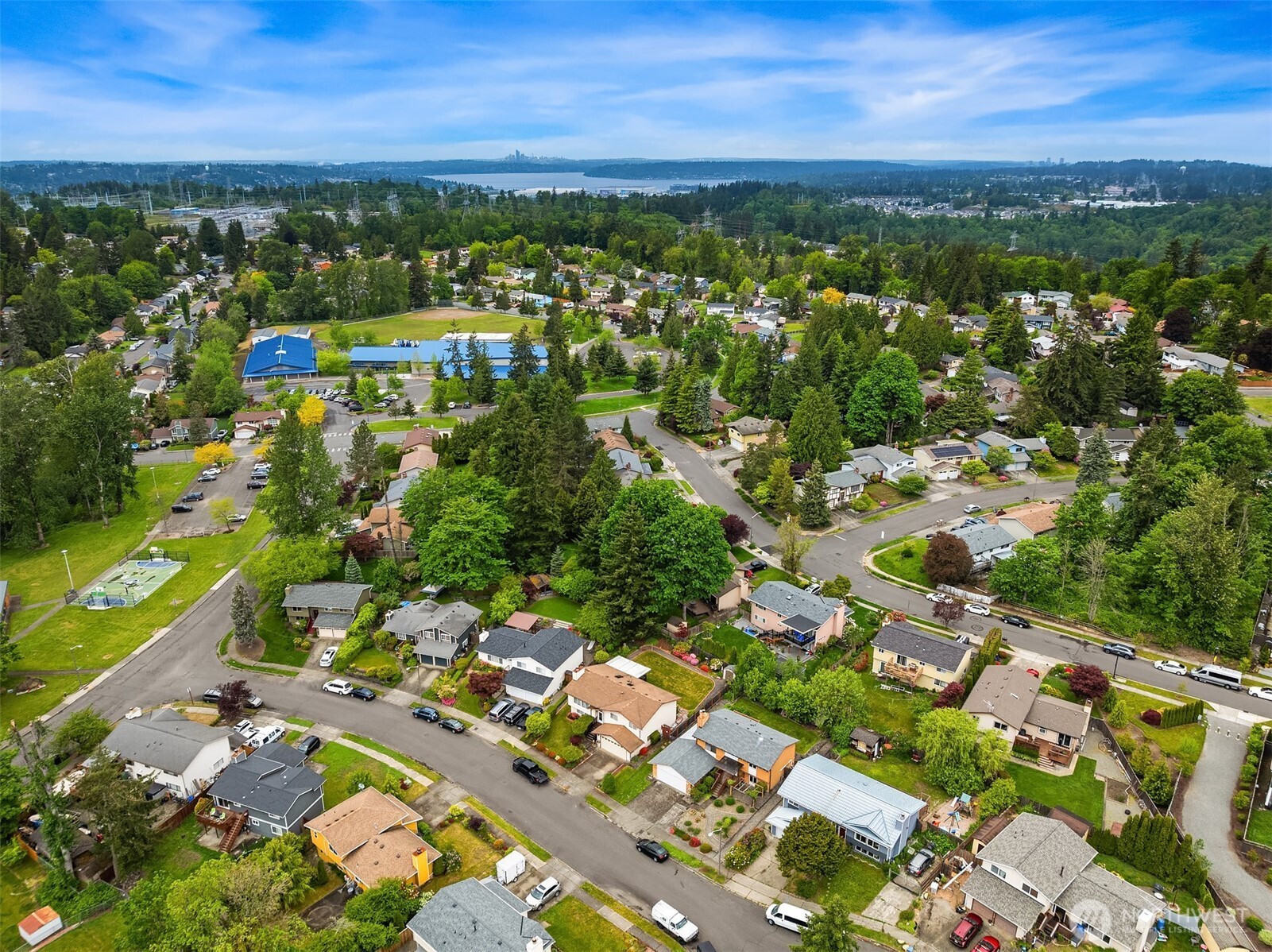 3214 Southeast 19th Court Renton, WA 98058 - Photo 23 of 25 Gallery Image 23