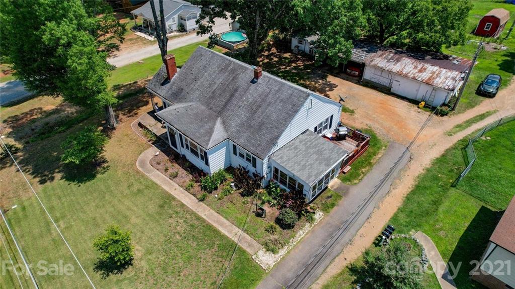 3325 Poplar Tent Road Concord, NC 28027 - Photo 3 of 38 Gallery Image 3