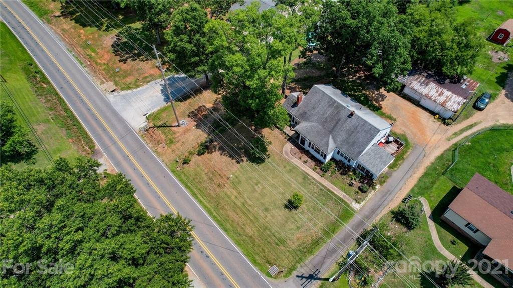 3325 Poplar Tent Road Concord, NC 28027 - Photo 4 of 38 Gallery Image 4
