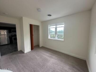 1047 Broadway, Unit 7 Rensselaer, NY 12144 - Photo 5 of 7 0079d557-801e-41a2-8c72-a6b1f3a4778e