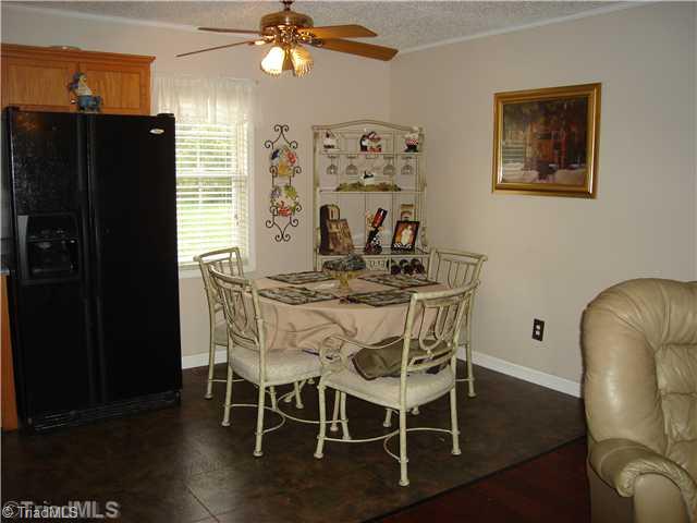 2738 Cid Road Lexington, NC 27292 - Photo 5 of 10 Dining Room.