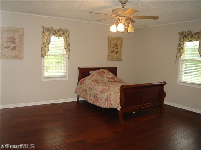 2738 Cid Road Lexington, NC 27292 - Photo 7 of 10 Master Bedroom.