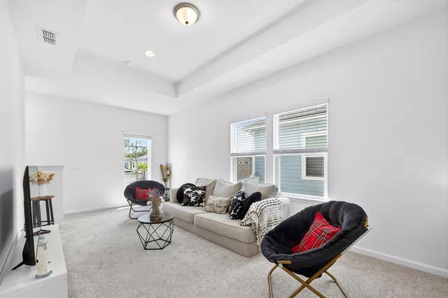 a view of entryway and hall