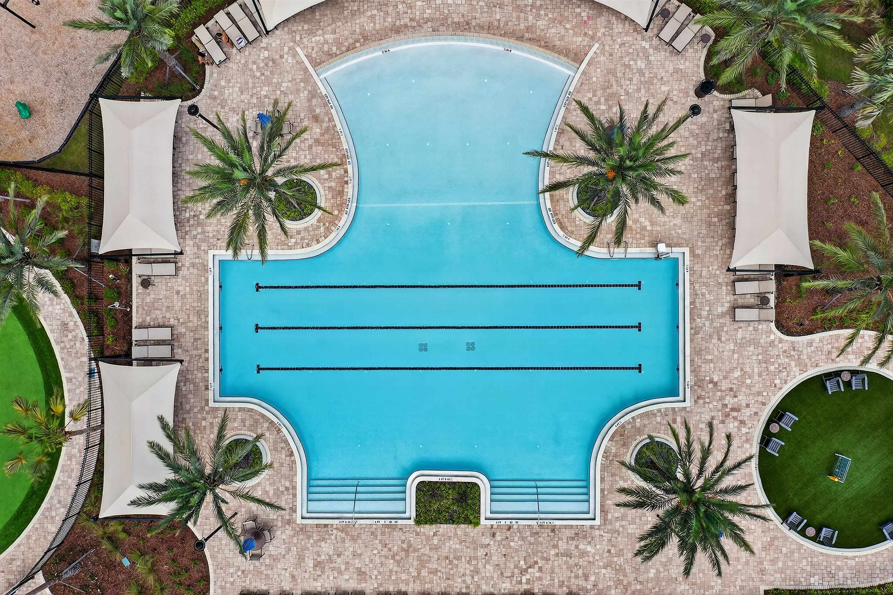 168 Torres Trace St. Augustine, FL 32095 - Photo 36 of 50 a vase of flowers sitting on a table