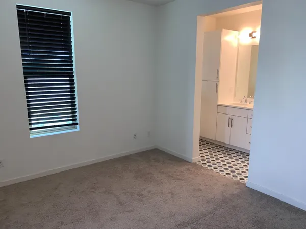 $2,400 | 345 Crate Avenue, Sacramento, CA 95818