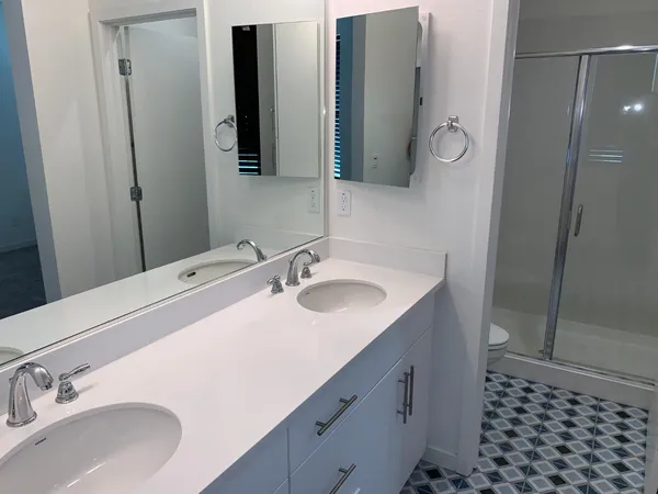 $2,400 | 345 Crate Avenue, Sacramento, CA 95818