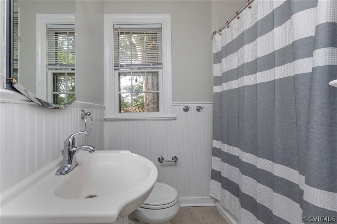 8811 Gayton Road Richmond, VA 23229 - Photo 21 of 39 Updated hall bathroom
