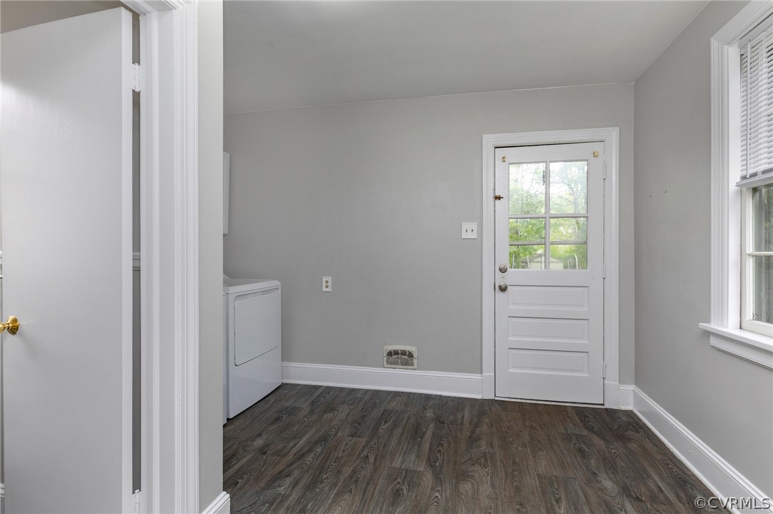 8811 Gayton Road Richmond, VA 23229 - Photo 27 of 39