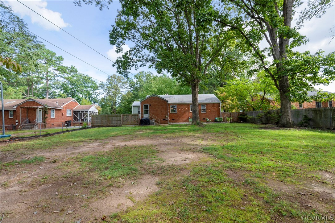 8811 Gayton Road Richmond, VA 23229 - Photo 35 of 39