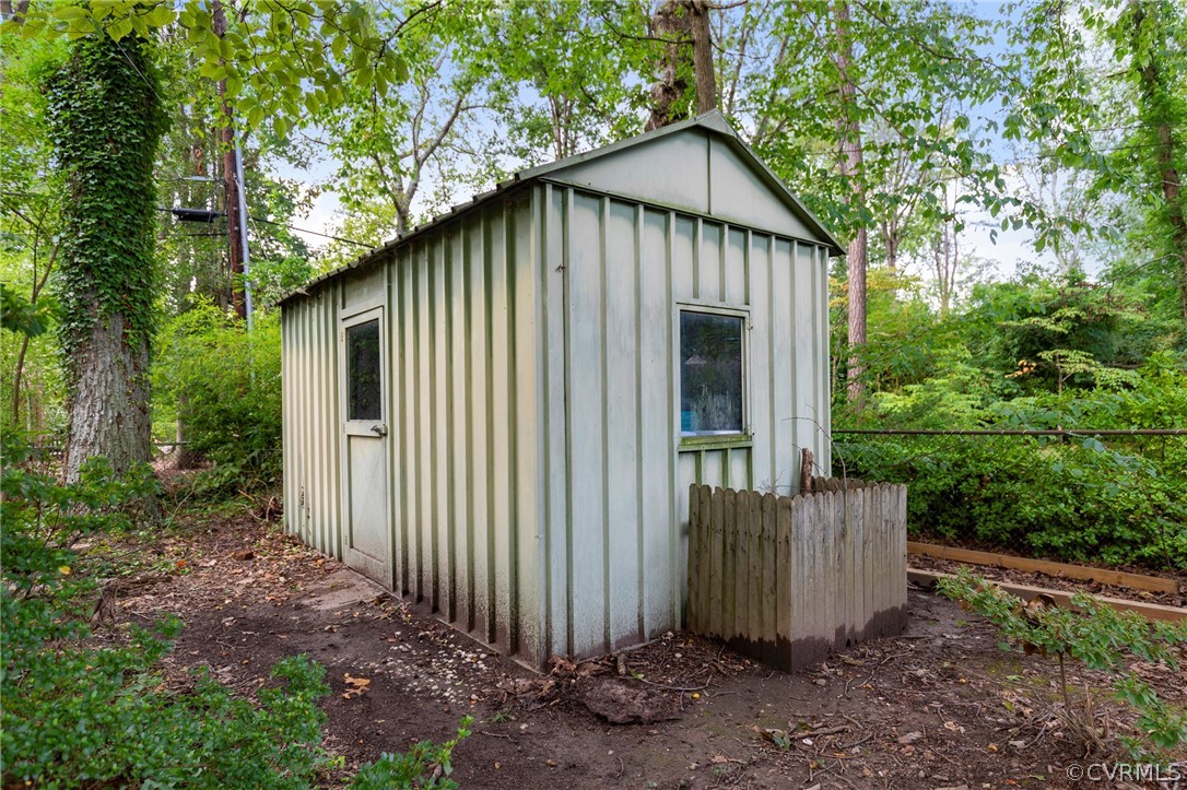 8811 Gayton Road Richmond, VA 23229 - Photo 37 of 39