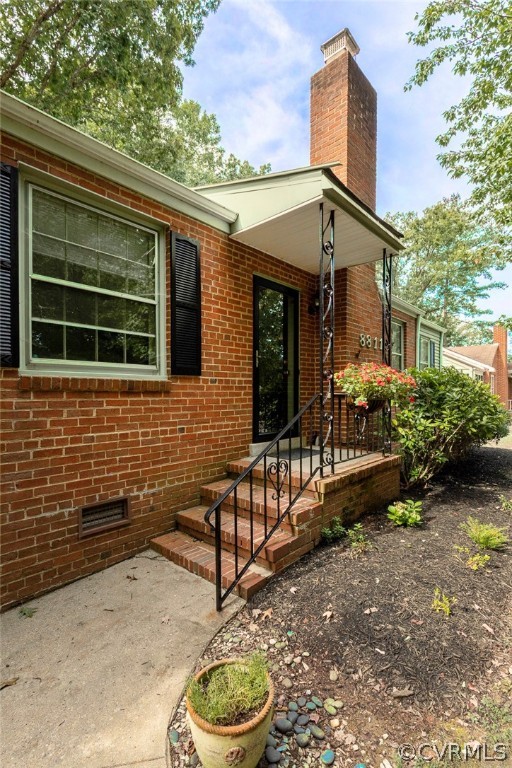 8811 Gayton Road Richmond, VA 23229 - Photo 4 of 39