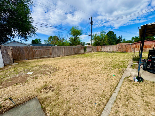 232 West 700 North Clearfield, UT 84015 - Photo 11 of 13