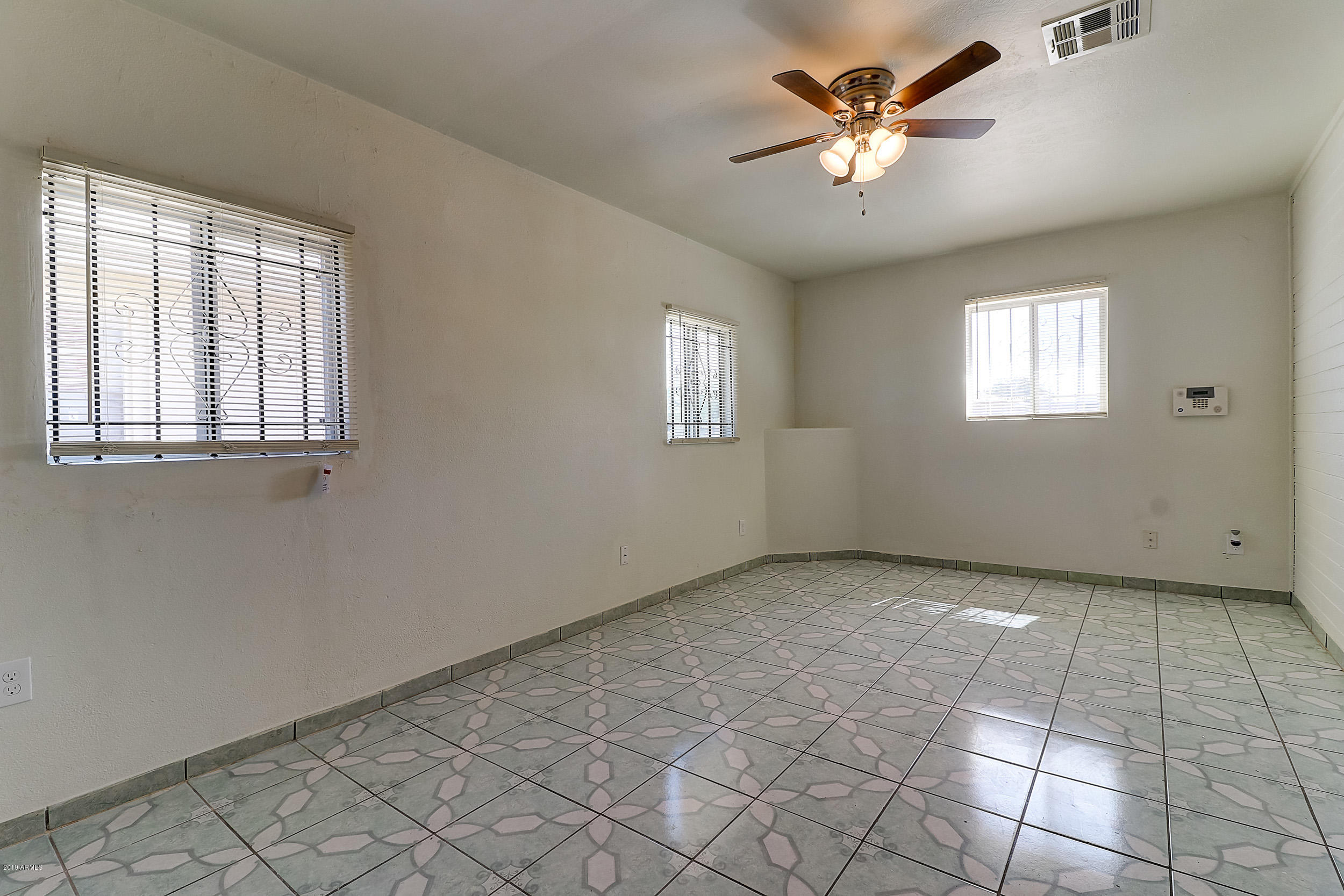 3222 West Roma Avenue Phoenix, AZ 85017 - Photo 11 of 26 B (9)