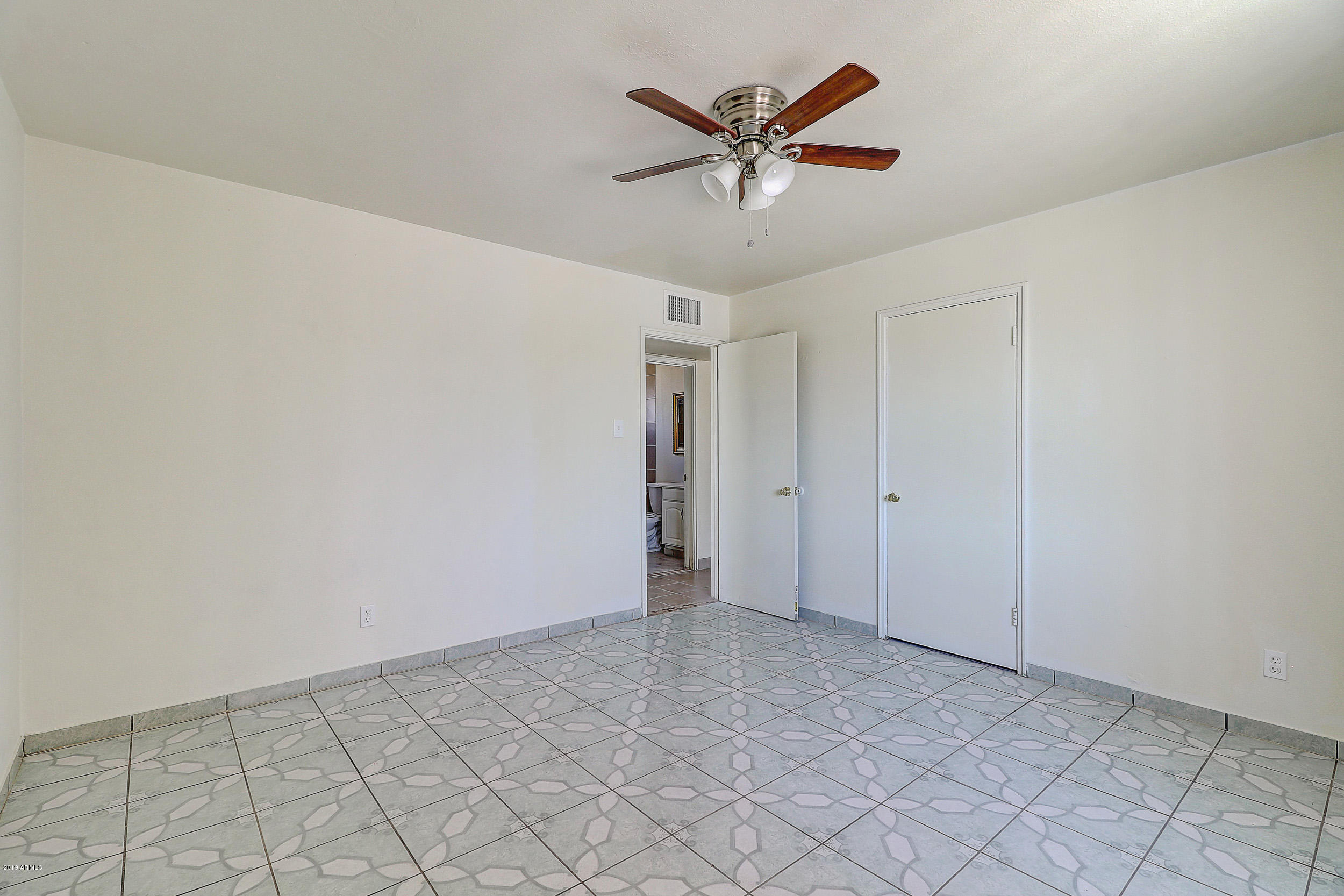 3222 West Roma Avenue Phoenix, AZ 85017 - Photo 20 of 26 B (17)