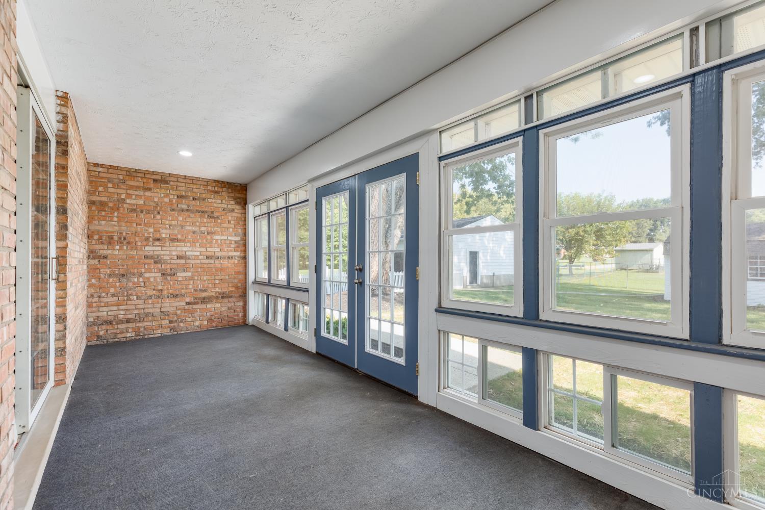 558 Lang Road Cincinnati, OH 45244 - Photo 28 of 49 Gallery Image 28
