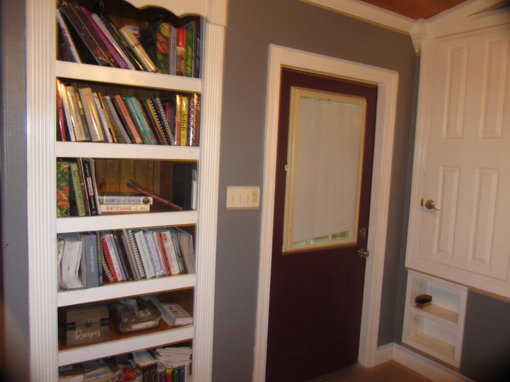 342 Pea Ridge Road Picayune, MS 39466 - Photo 11 of 18 Gallery Image 11