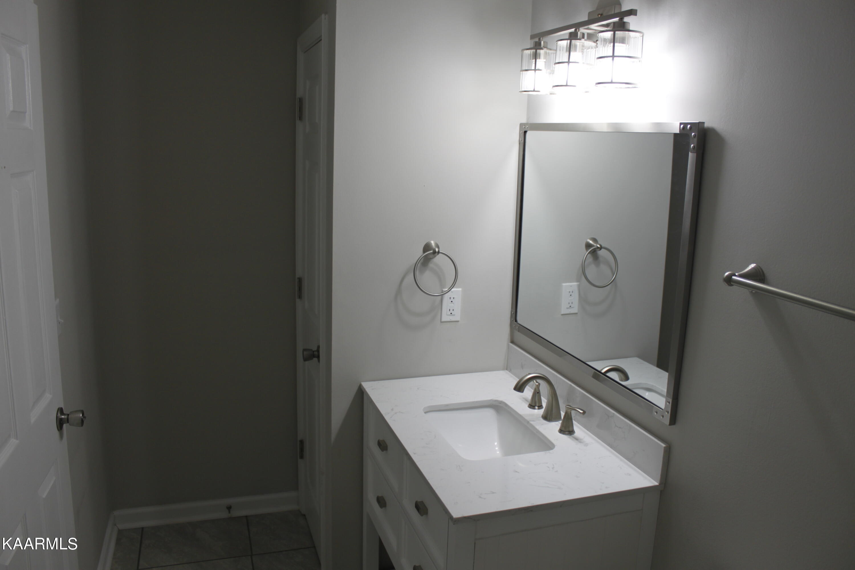 7709 Cotton Patch Road Corryton, TN 37721 - Photo 9 of 15 Master Bath 2