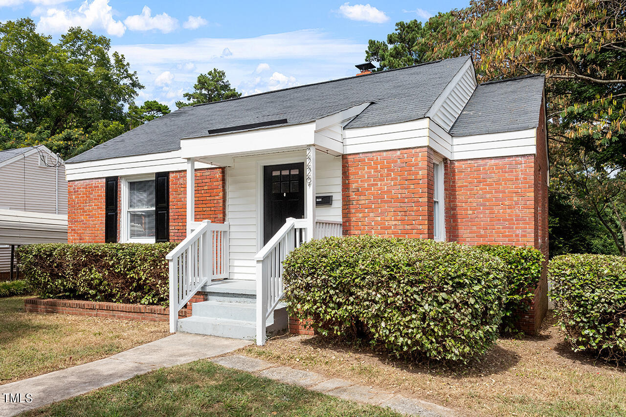 2229 Sheffield Road Raleigh, NC 27610 - Photo 3 of 30 2229 Sheffield Road_03