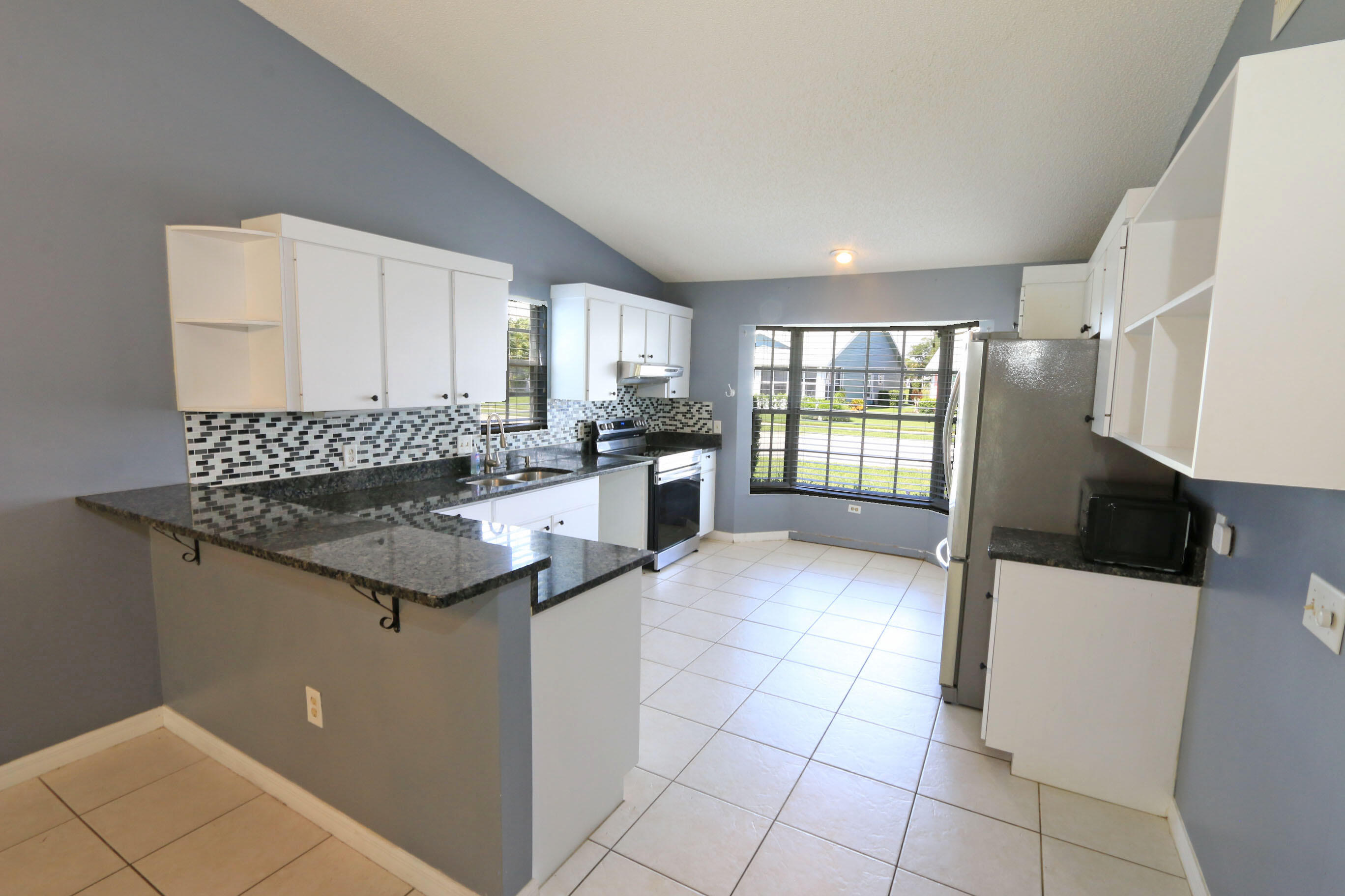 4074 Gator Trace Road Fort Pierce, FL 34982 - Photo 8 of 30 Kitchen