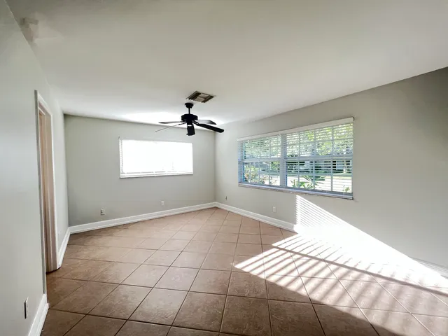 $3,100 | 540 South Manor Drive, Stuart, FL 34994