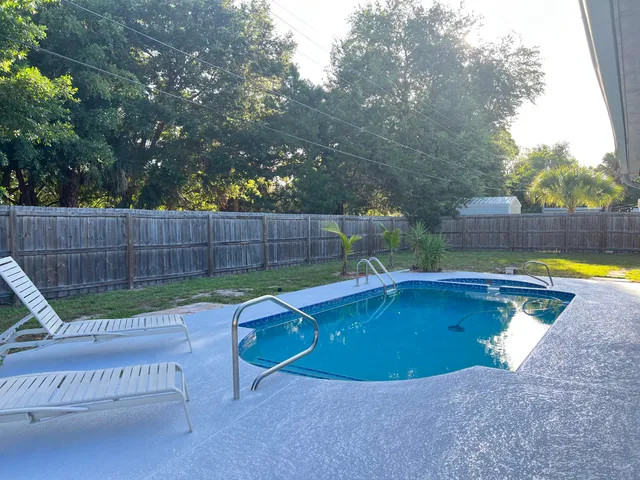 $3,100 | 540 South Manor Drive, Stuart, FL 34994