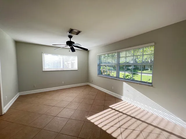 $3,100 | 540 South Manor Drive, Stuart, FL 34994