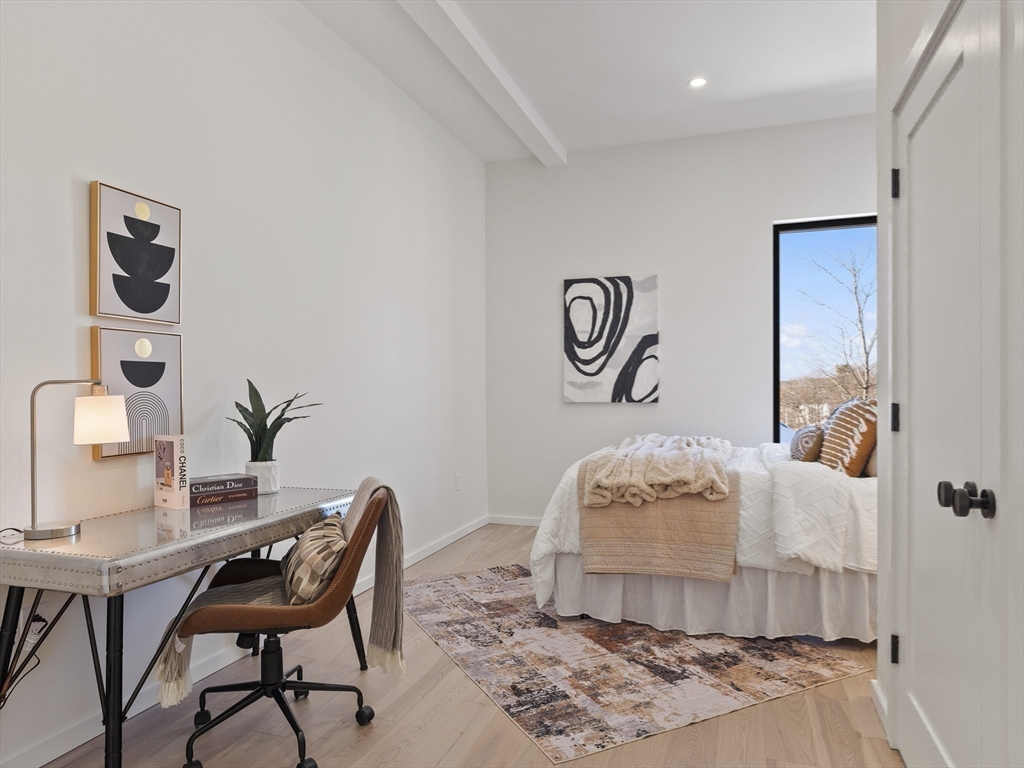 225 Walnut Street Saugus, MA 01906 - Photo 22 of 42 a workspace with furniture and mirror