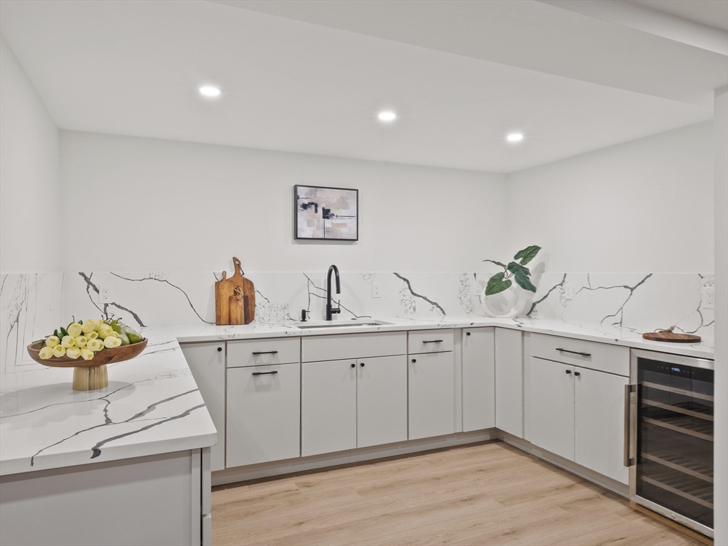 225 Walnut Street Saugus, MA 01906 - Photo 29 of 42