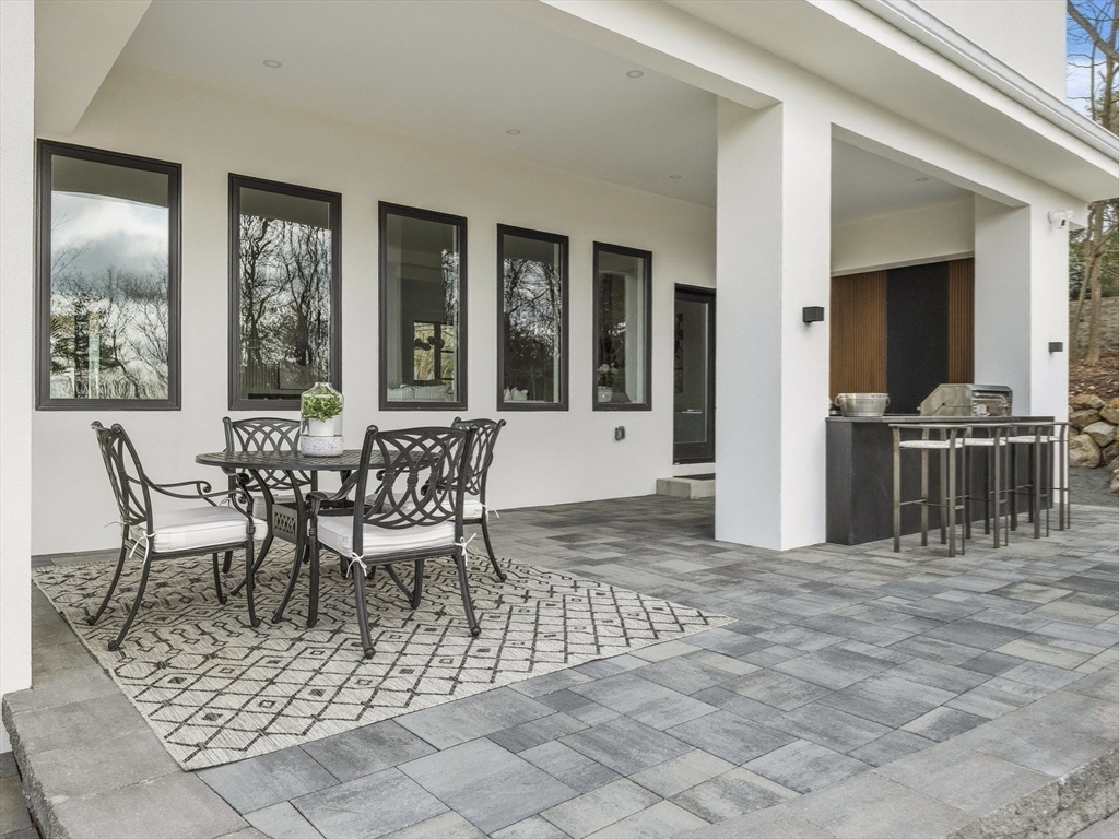 225 Walnut Street Saugus, MA 01906 - Photo 36 of 42