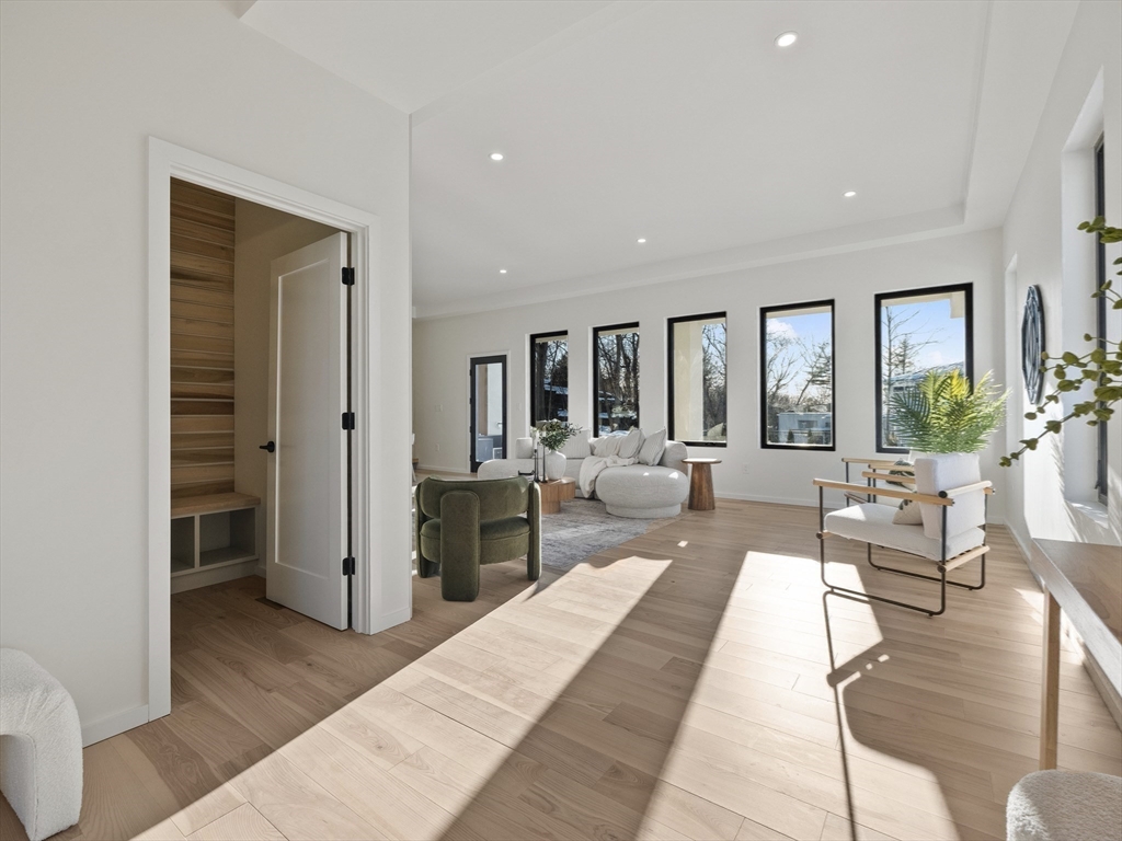 225 Walnut Street Saugus, MA 01906 - Photo 6 of 42 a living room with furniture