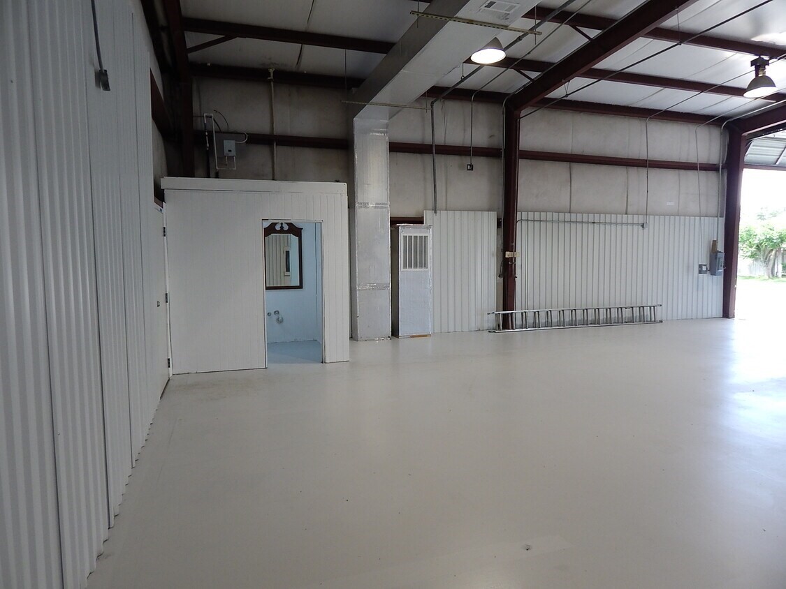 5235 Spring Stuebner Road Spring, TX 77388 - Photo 6 of 22