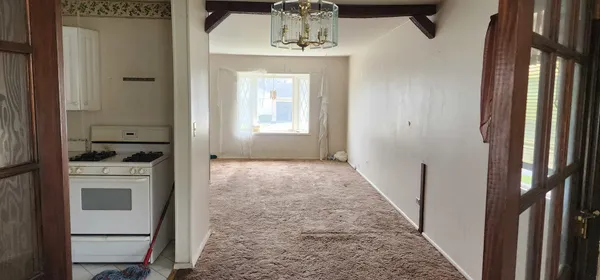 $295,000 | 424 Mark Avenue, Glendale Heights, IL 60139