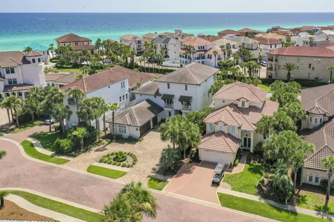 $2,000,000 | 12 St Barts Bay, Destin, FL 32541