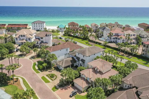 $2,000,000 | 12 St Barts Bay, Destin, FL 32541