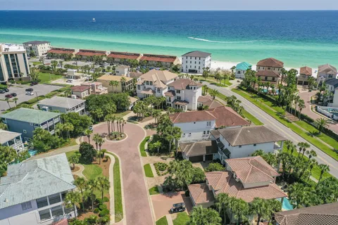 $2,000,000 | 12 St Barts Bay, Destin, FL 32541