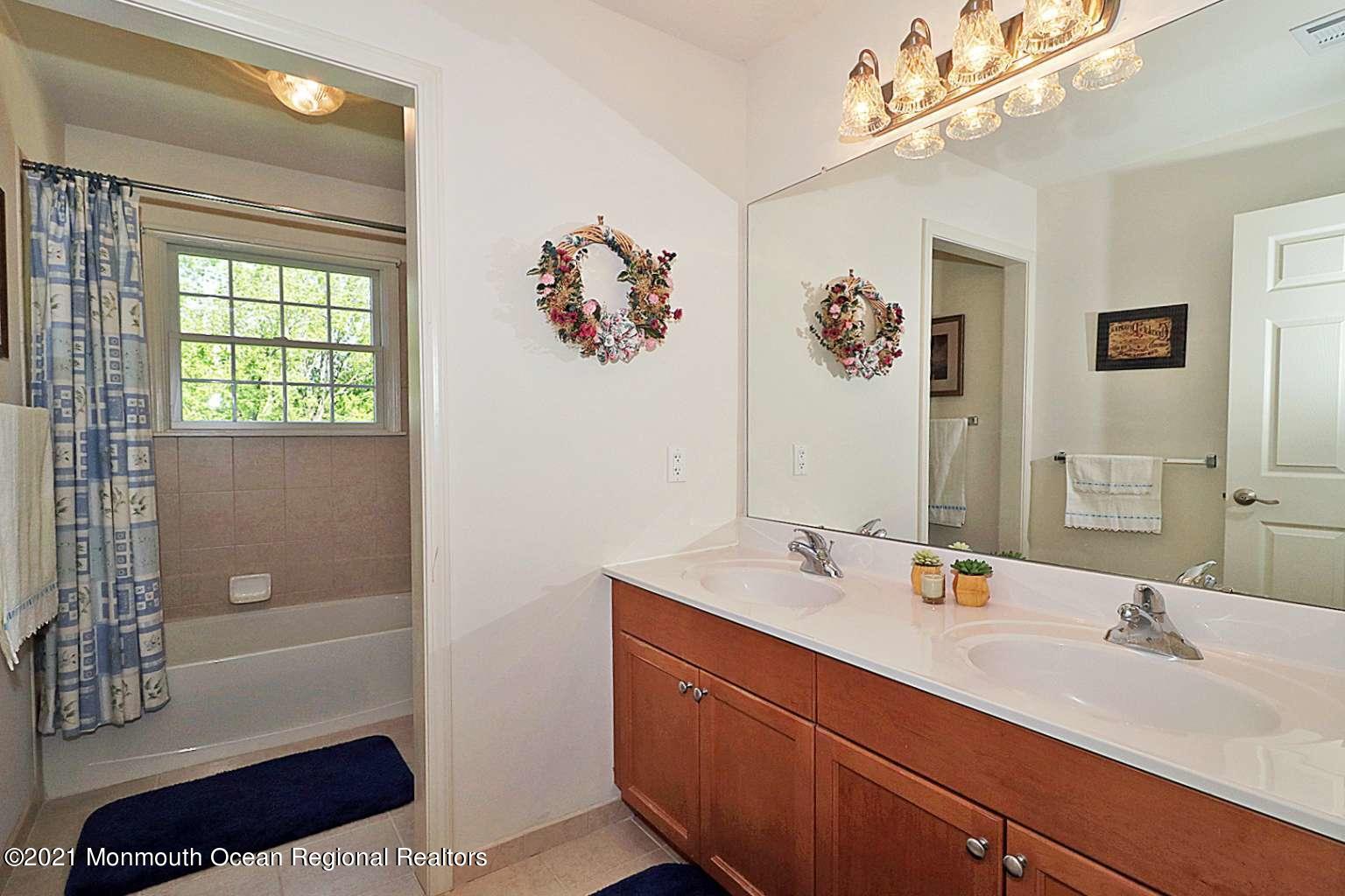 8 Cooper Court Cream Ridge, NJ 08514 - Photo 22 of 25 Dascanio.22