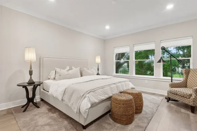 a view of a tree in the middle of a yard