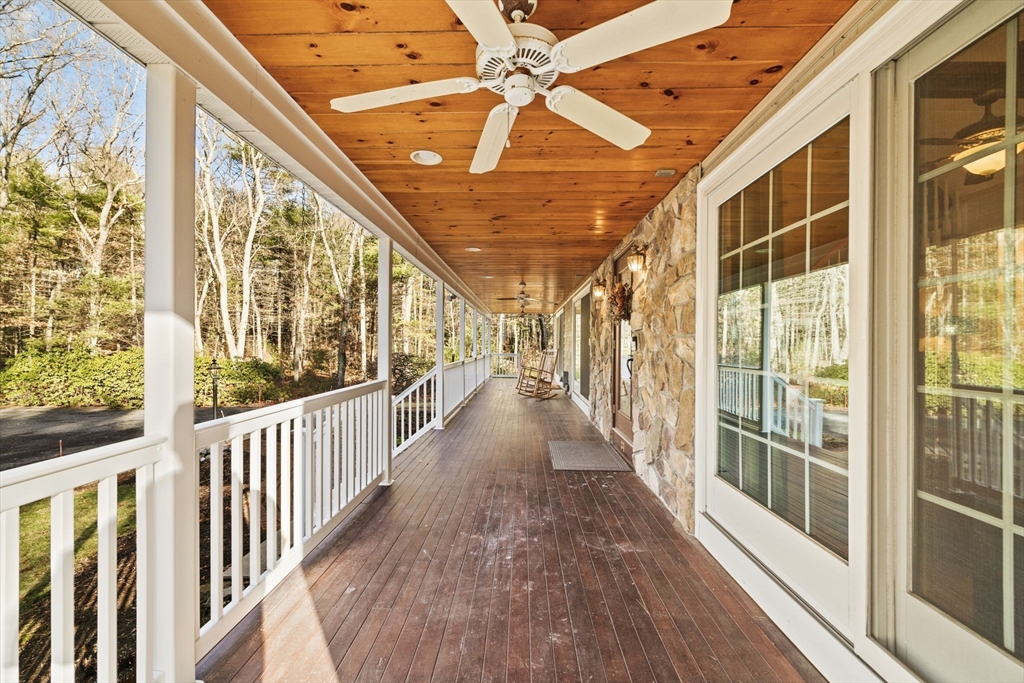 34 Mount Street Wrentham, MA 02093 - Photo 12 of 42