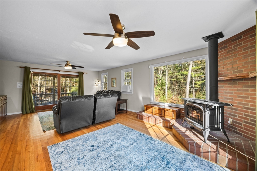 34 Mount Street Wrentham, MA 02093 - Photo 18 of 42