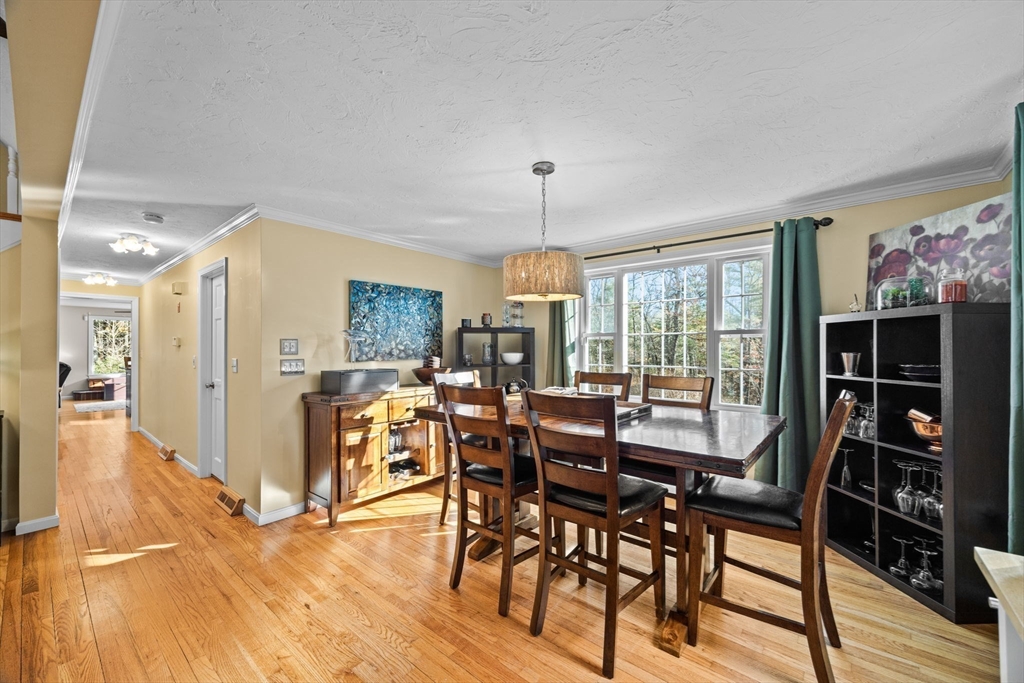 34 Mount Street Wrentham, MA 02093 - Photo 25 of 42