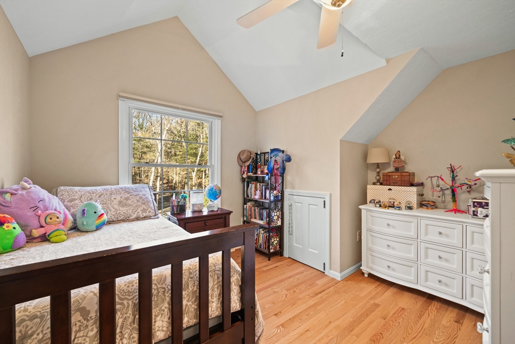 34 Mount Street Wrentham, MA 02093 - Photo 32 of 42