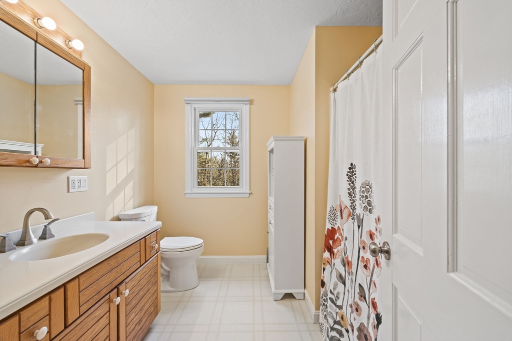 34 Mount Street Wrentham, MA 02093 - Photo 36 of 42