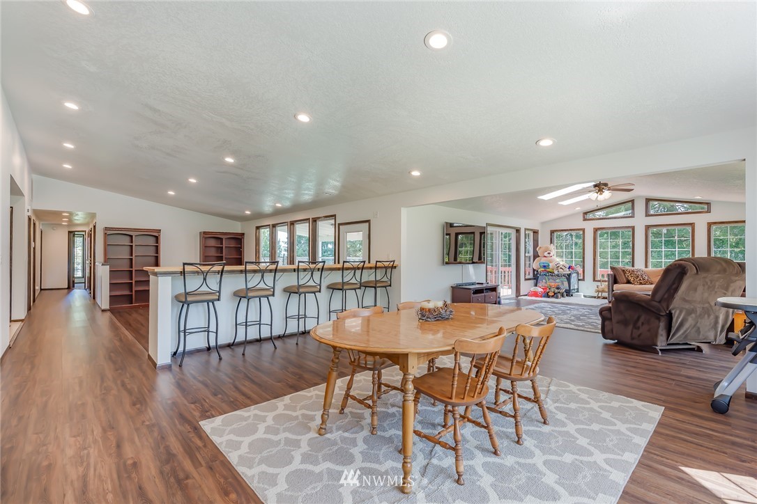 280 Si Town Road Castle Rock, WA 98611 - Photo 11 of 24 Gallery Image 11