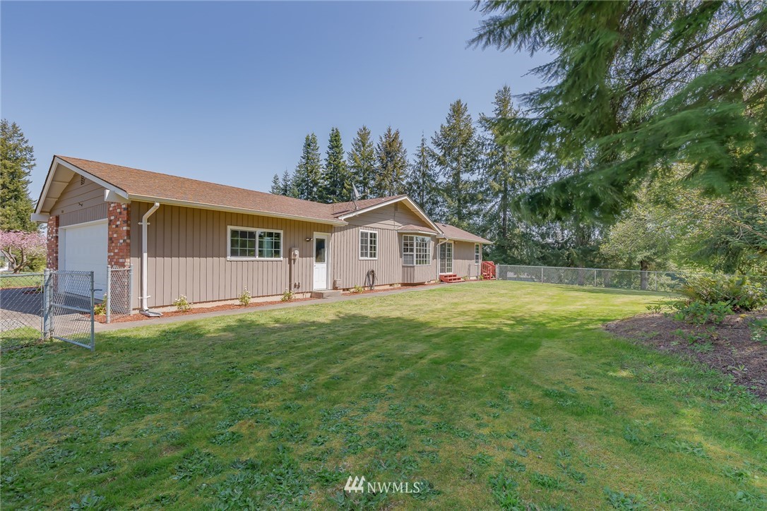 280 Si Town Road Castle Rock, WA 98611 - Photo 5 of 24 Gallery Image 5