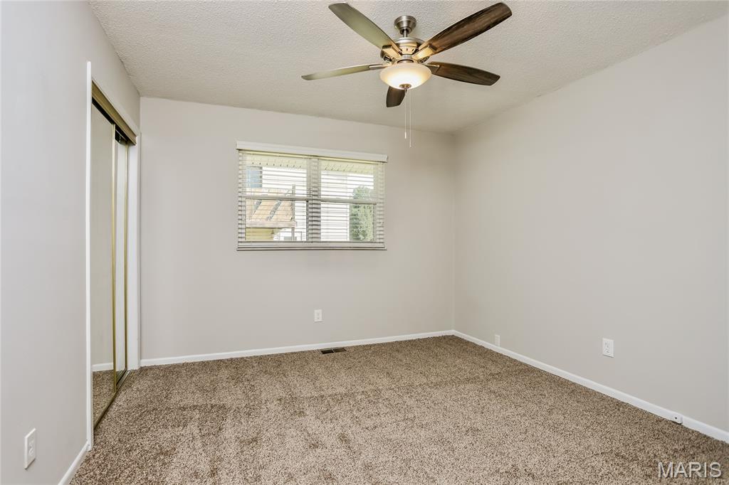 104 Lake Point Drive St. Peters, MO 63376 - Photo 11 of 15
