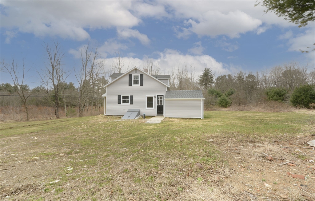 1532 North Brookfield Road Oakham, MA 01068 - Photo 3 of 28 Gallery Image 3