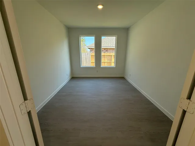 $316,490 | 10 Robin Court, Angleton, TX 77515